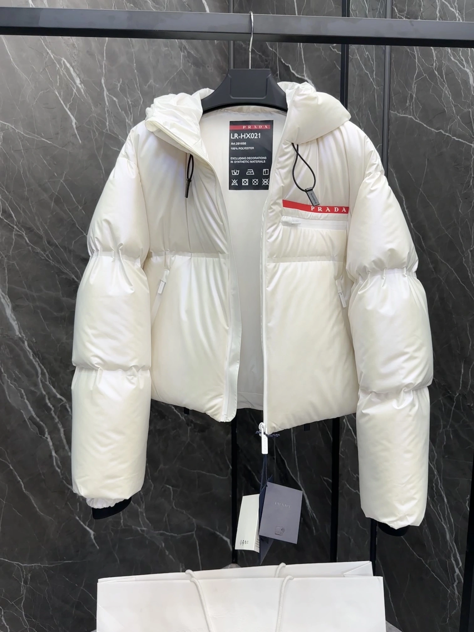 ZipUp Prada Down Jackets 172754