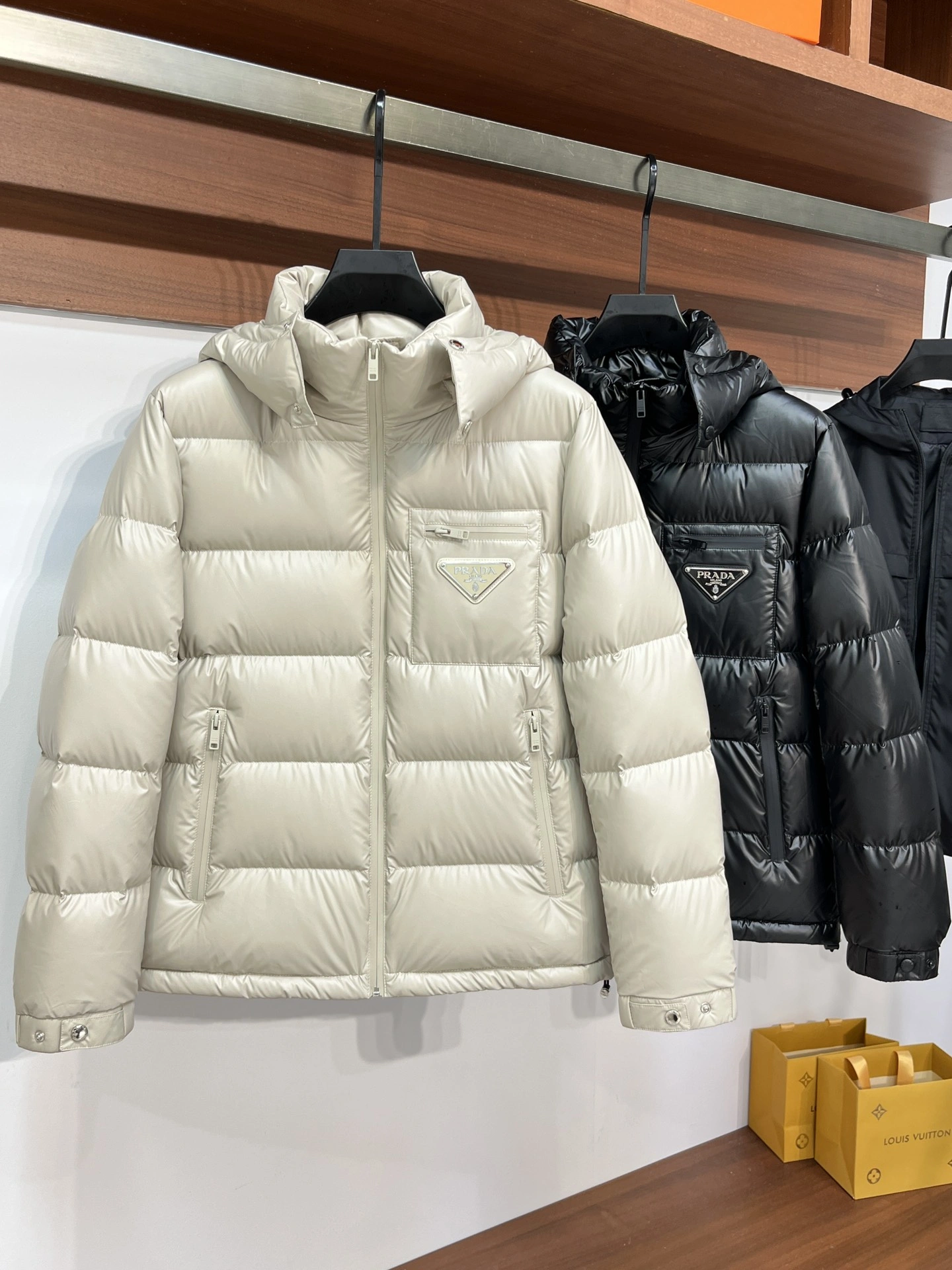 Popular Prada Down Jackets 172787