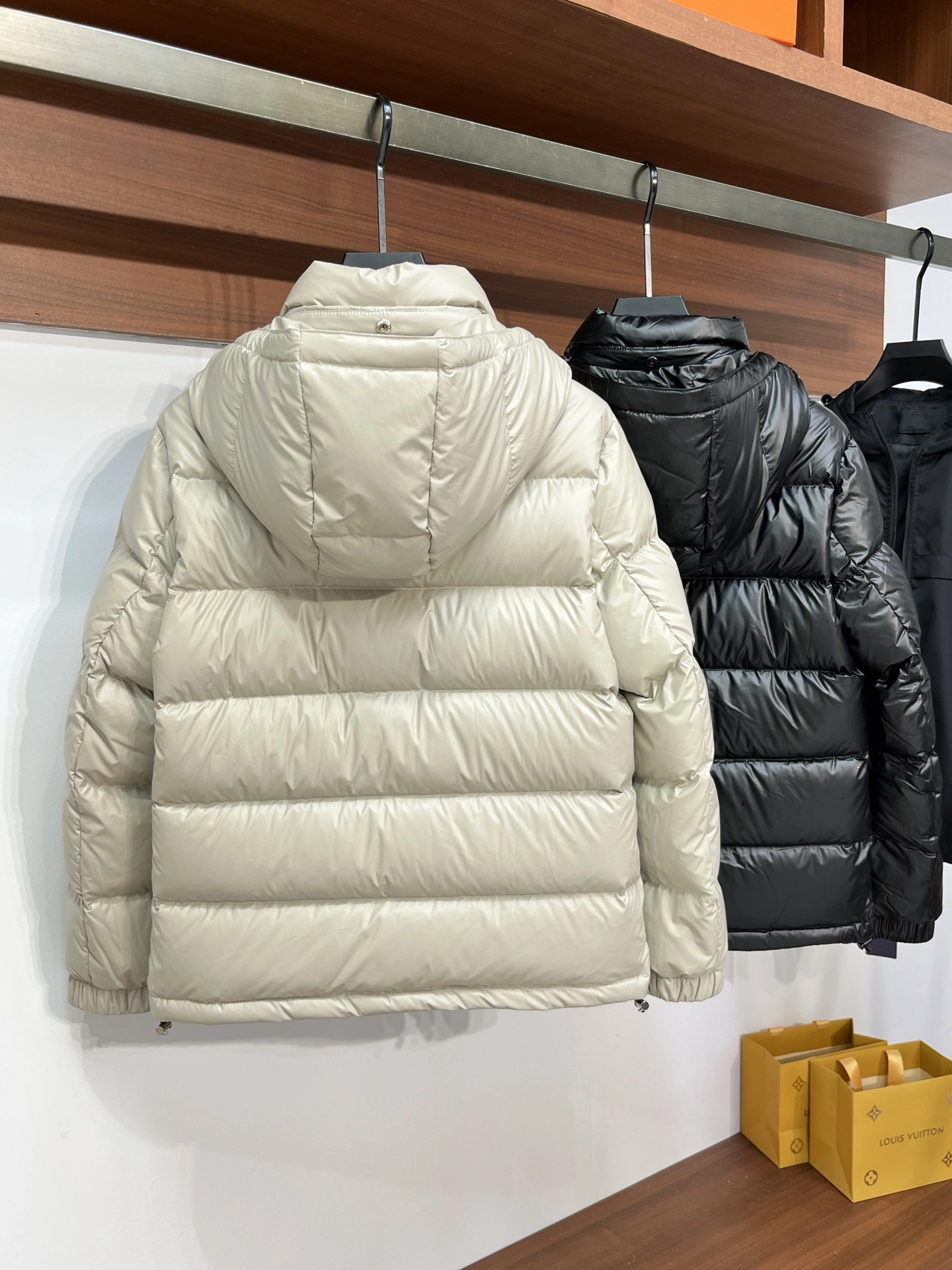 Popular Prada Down Jackets 172787