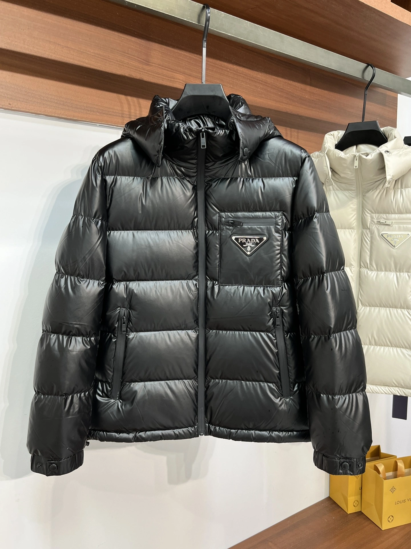 Popular Prada Down Jackets 172787