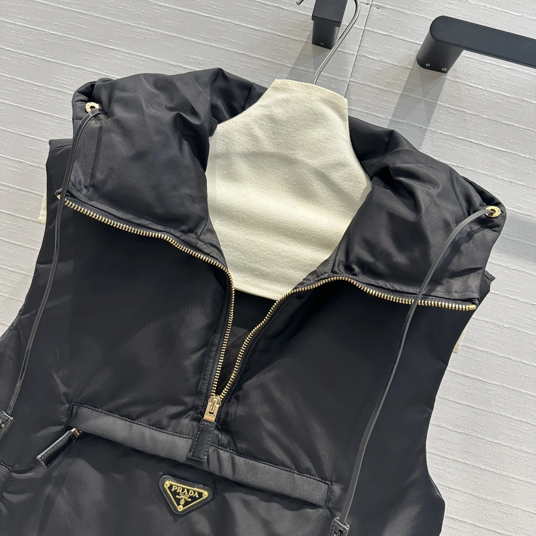 Prada Down Jackets Stylish 172798