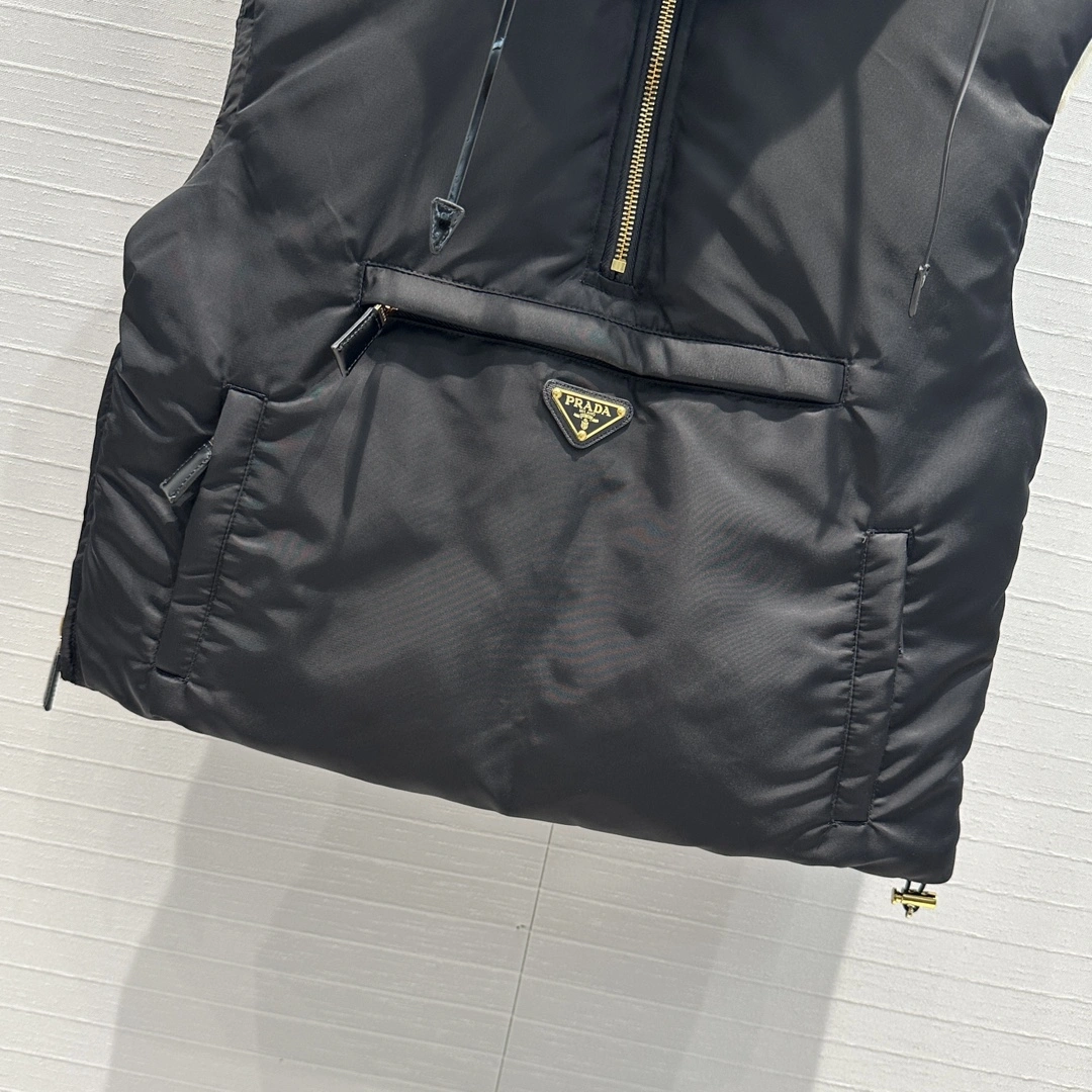 Prada Down Jackets Stylish 172798