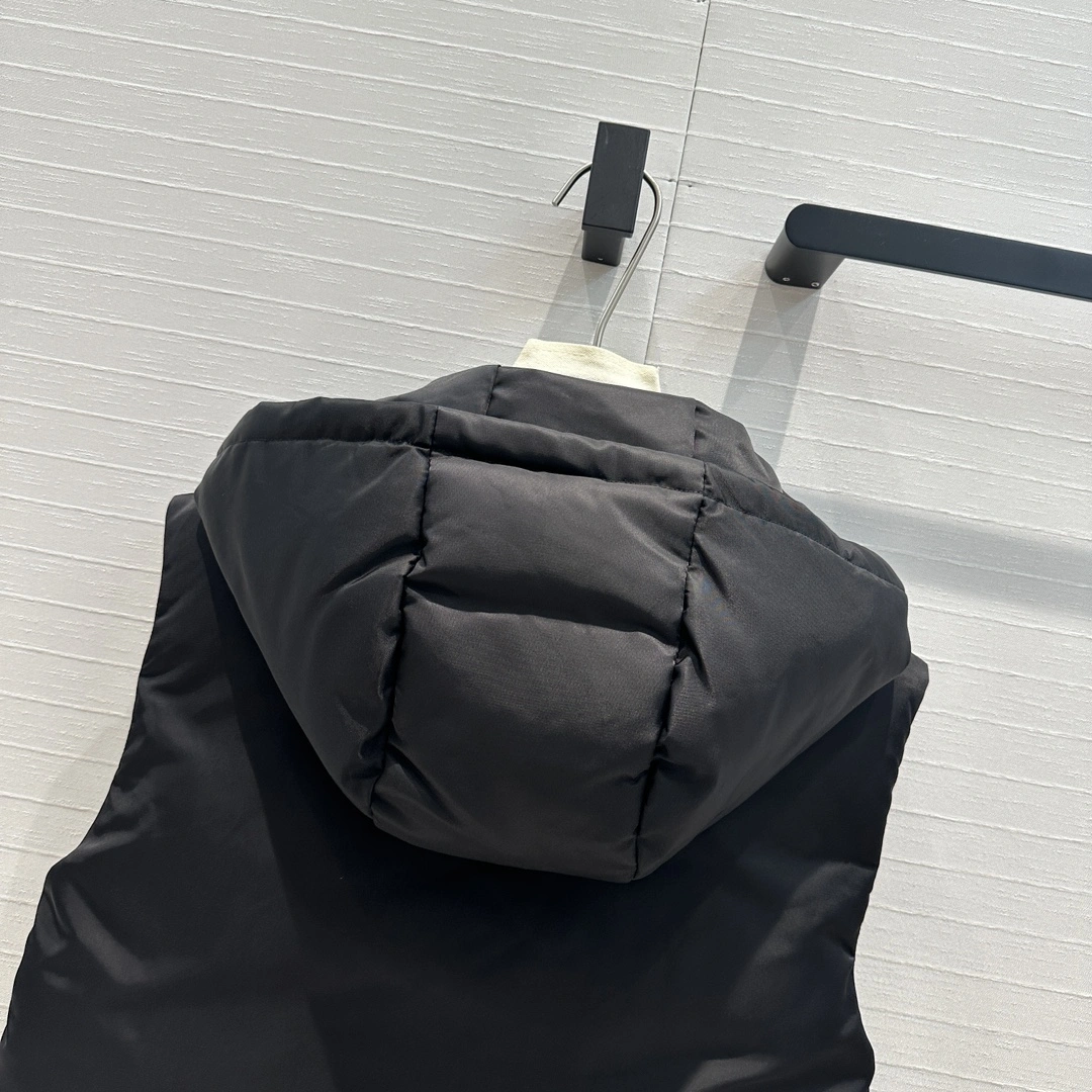 Prada Down Jackets Stylish 172798