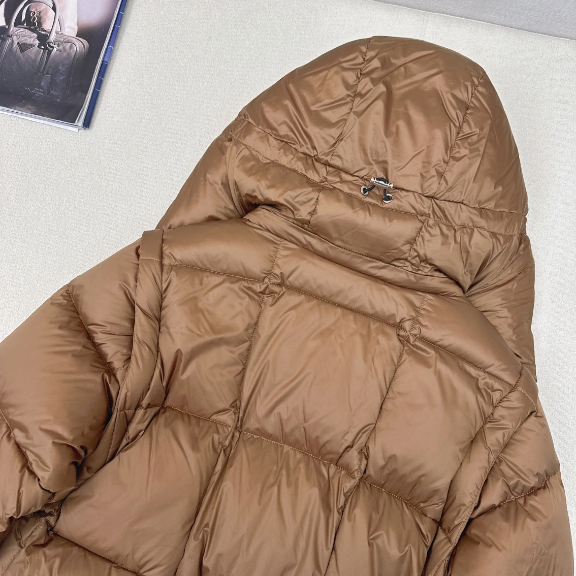 Prada Down Jackets Classic 172750