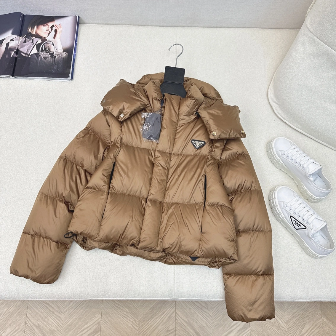 Prada Down Jackets Classic 172750