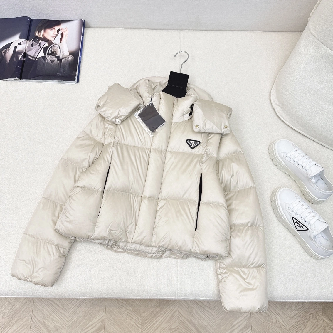 Trendsetting Prada Down Jackets 172747