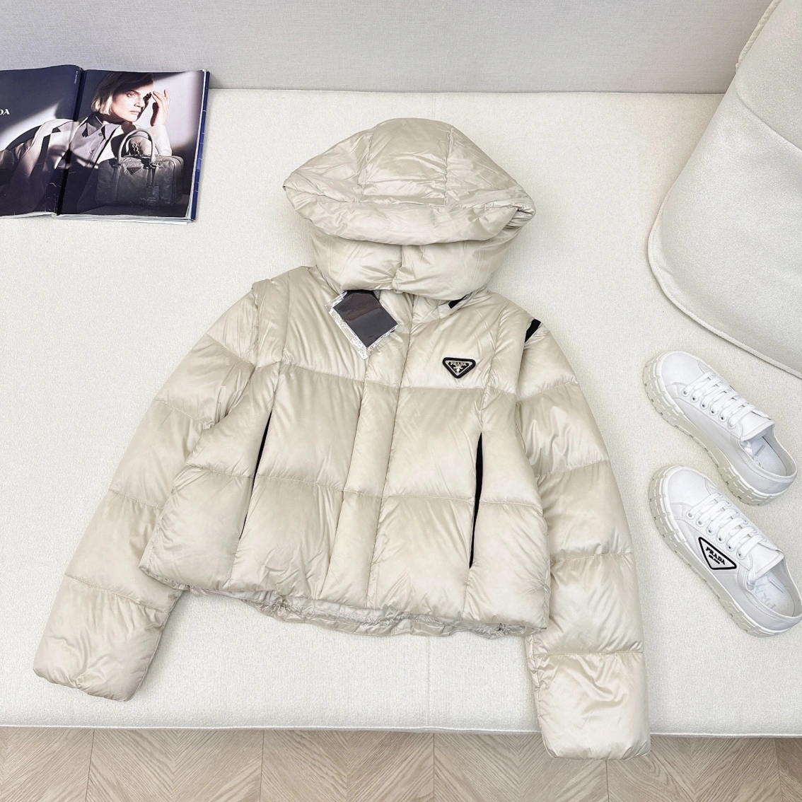 Trendsetting Prada Down Jackets 172747