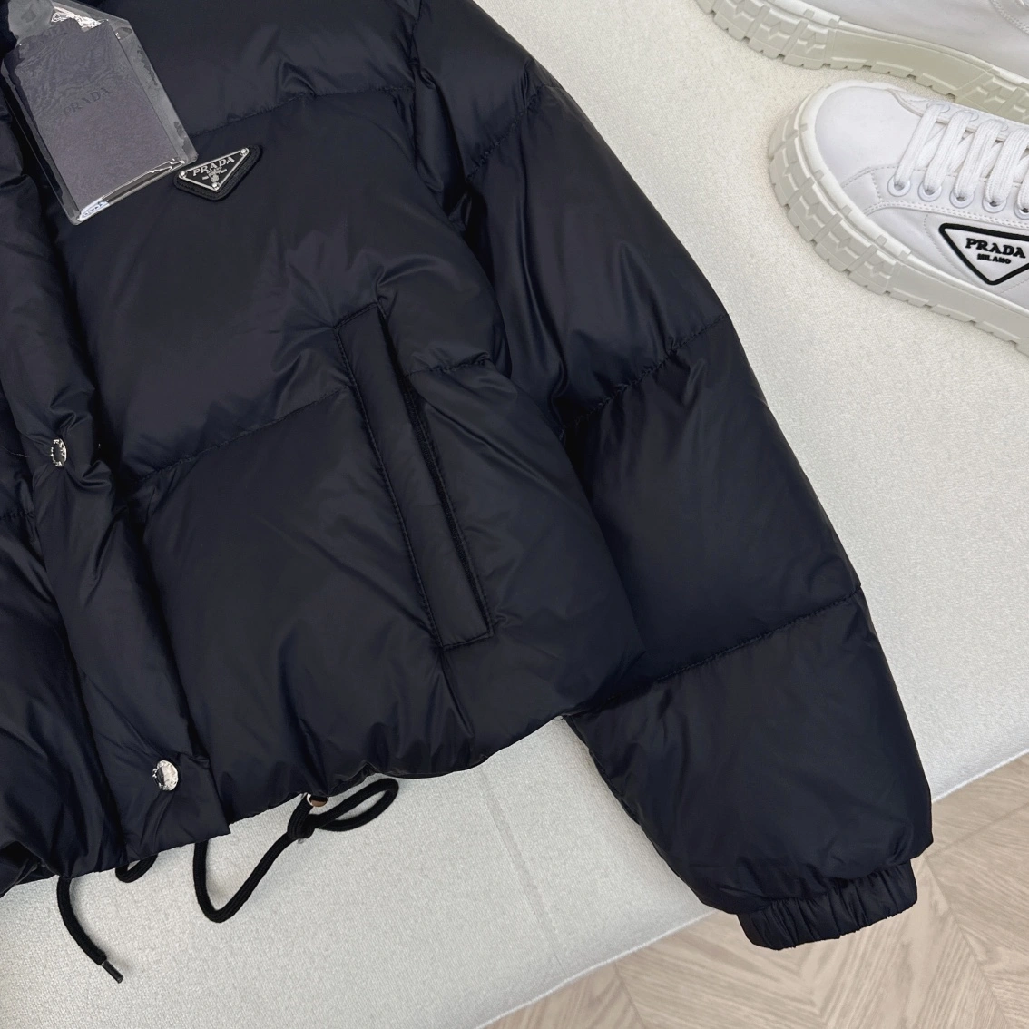 Prada Down Jackets UrbanStyle 172739