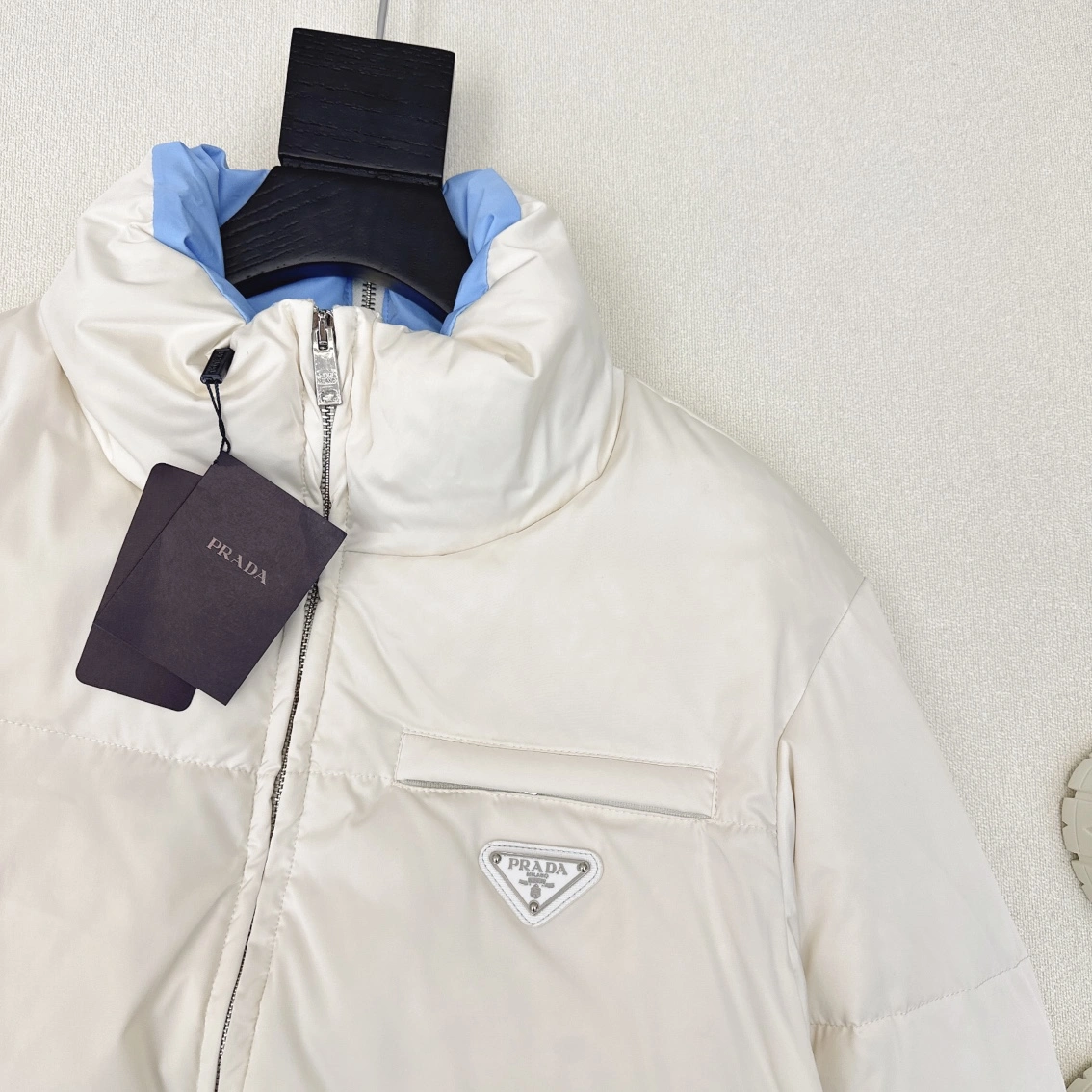 ComfortFit Prada Down Jackets 172737