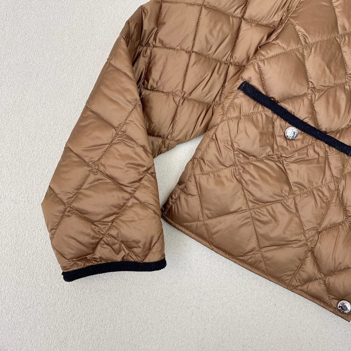 Modern Prada Down Jackets 172734
