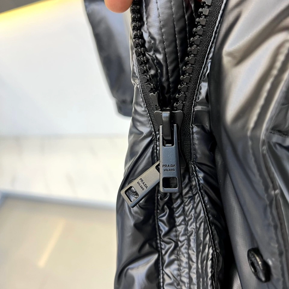 Minimalist Prada Down Jackets 172727