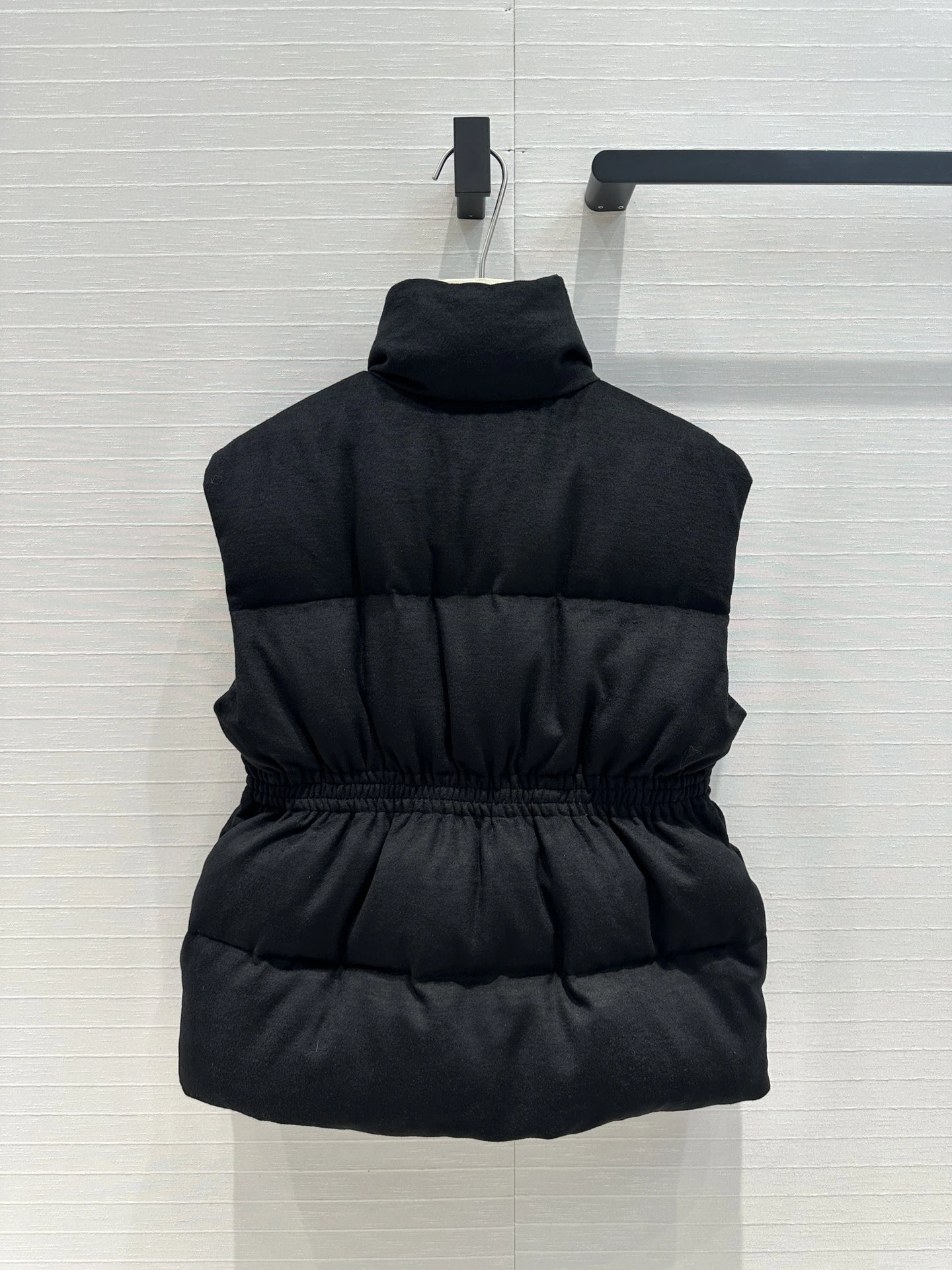 Prada Down Jackets ModernLook 172718