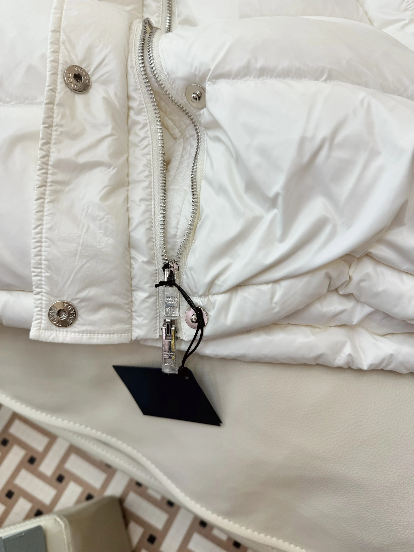 Breathable Prada Down Jackets 172717
