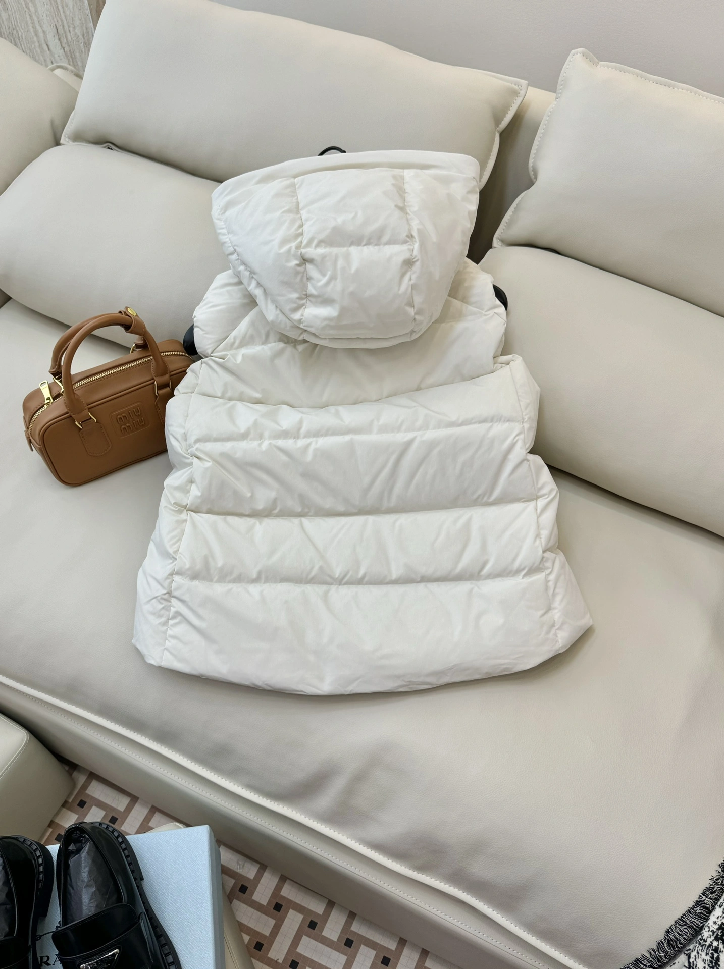 Prada Down Jackets Compact 172714