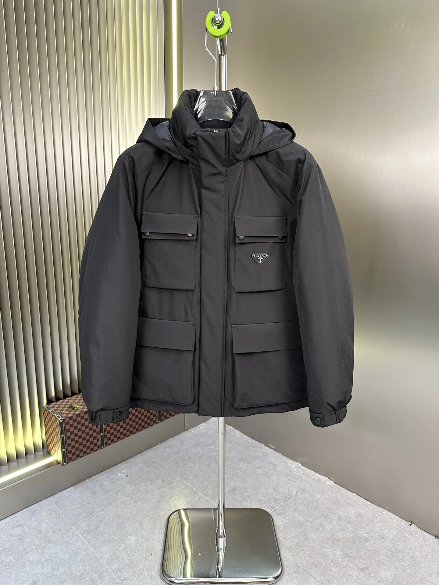 Prada Down Jackets Chic 172707