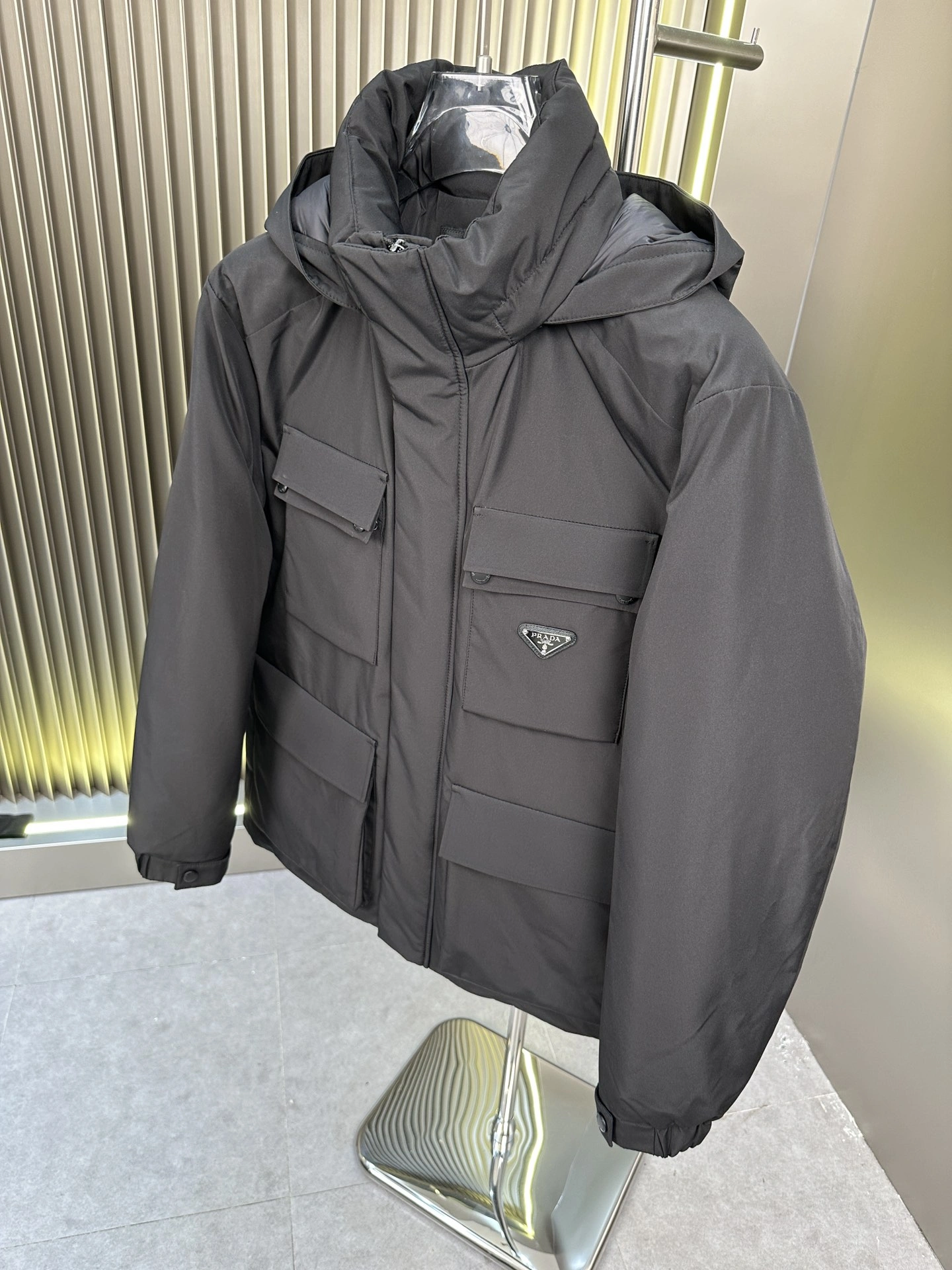 Prada Down Jackets Chic 172707