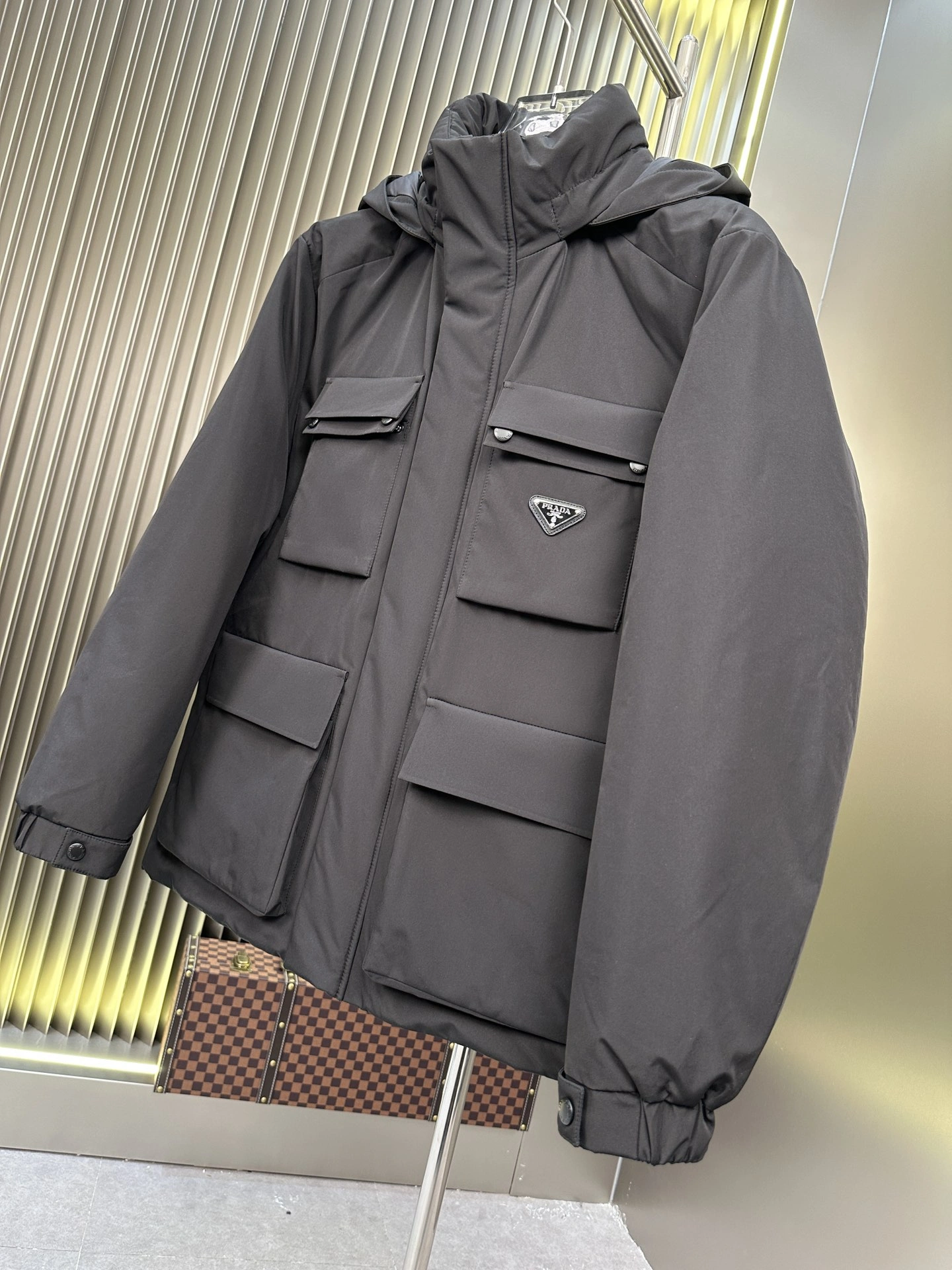 Prada Down Jackets Chic 172707