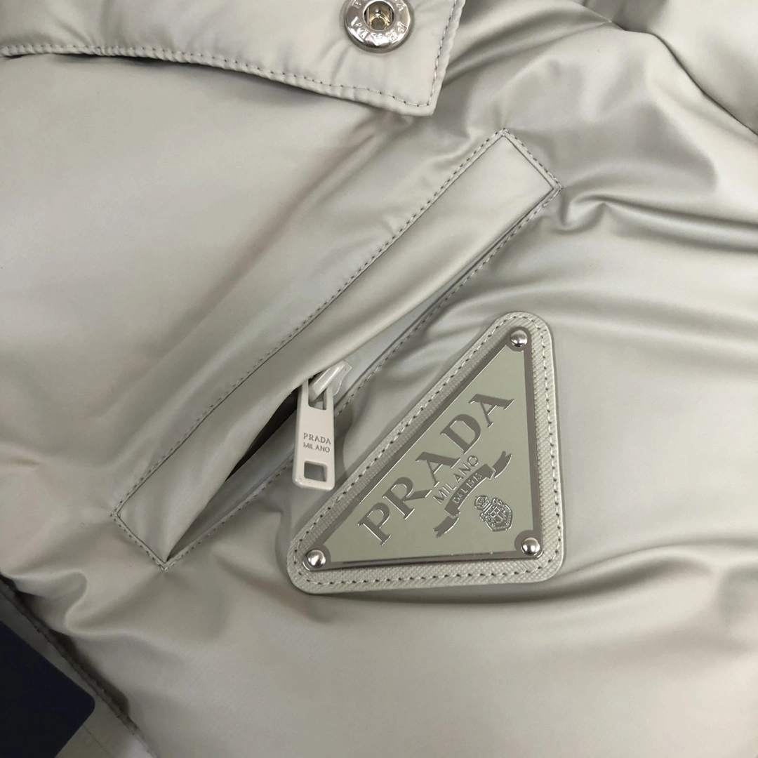 Prada Down Jackets DailyWear 172709