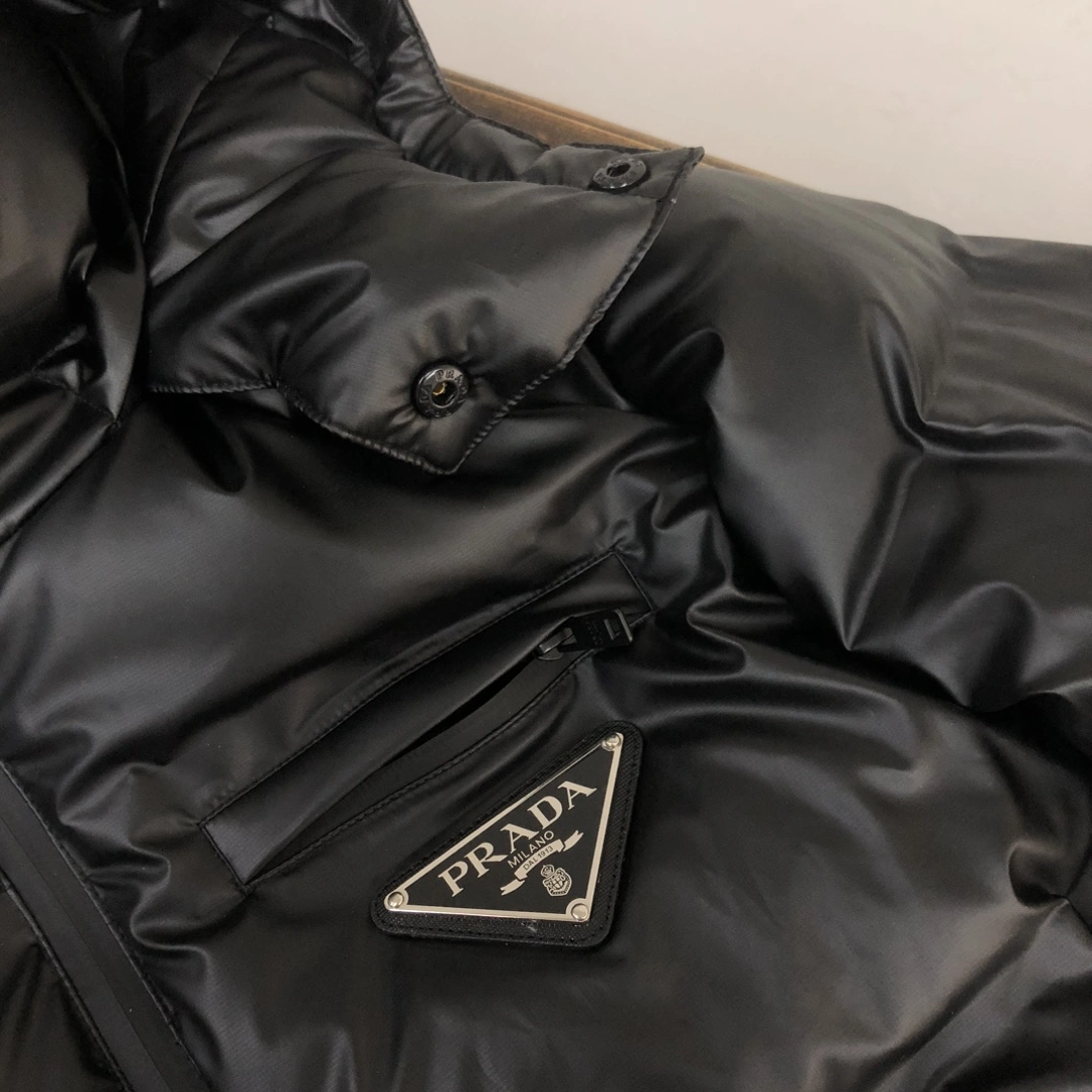 Durable Prada Down Jackets 172702