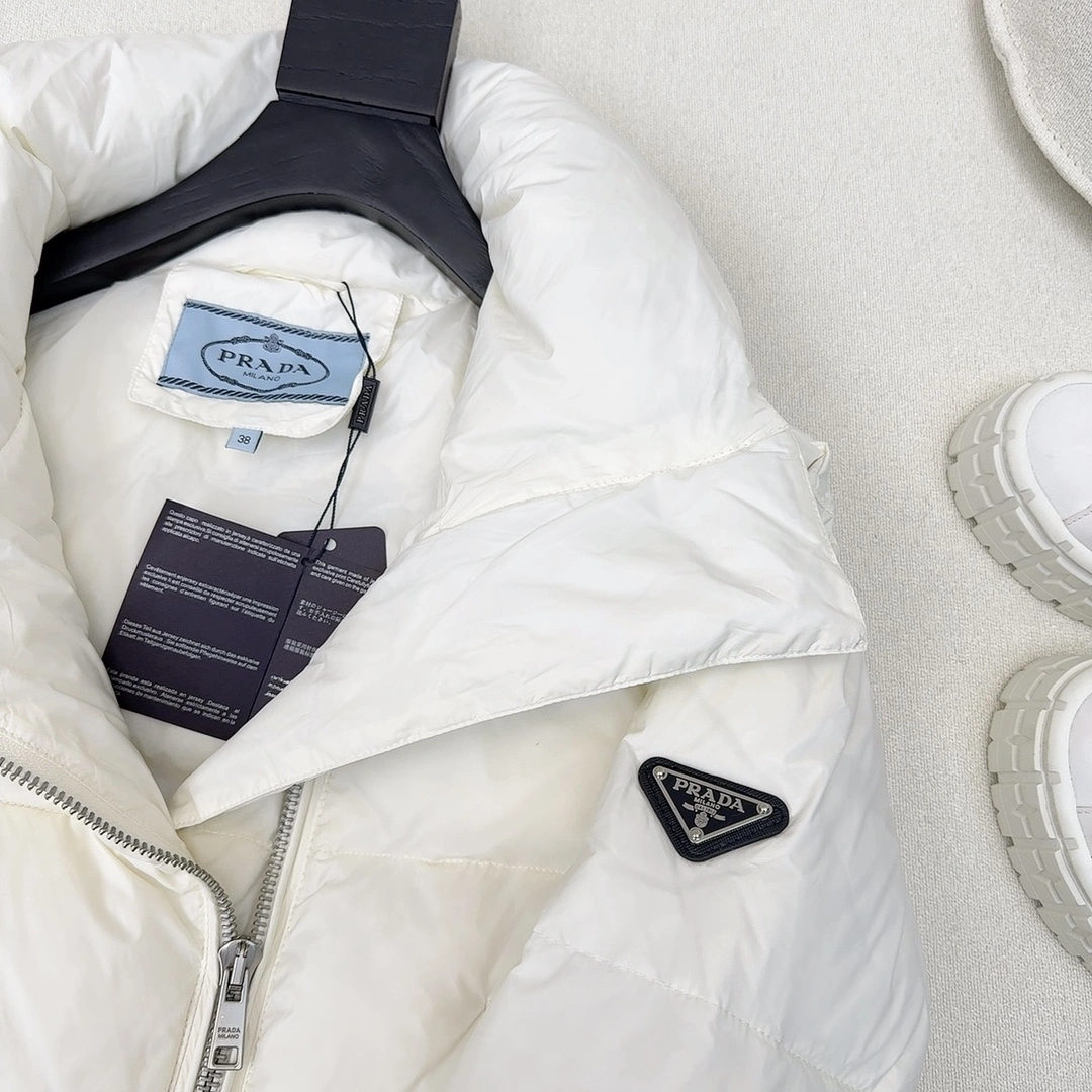 Prada Down Jackets SmoothTexture 172685