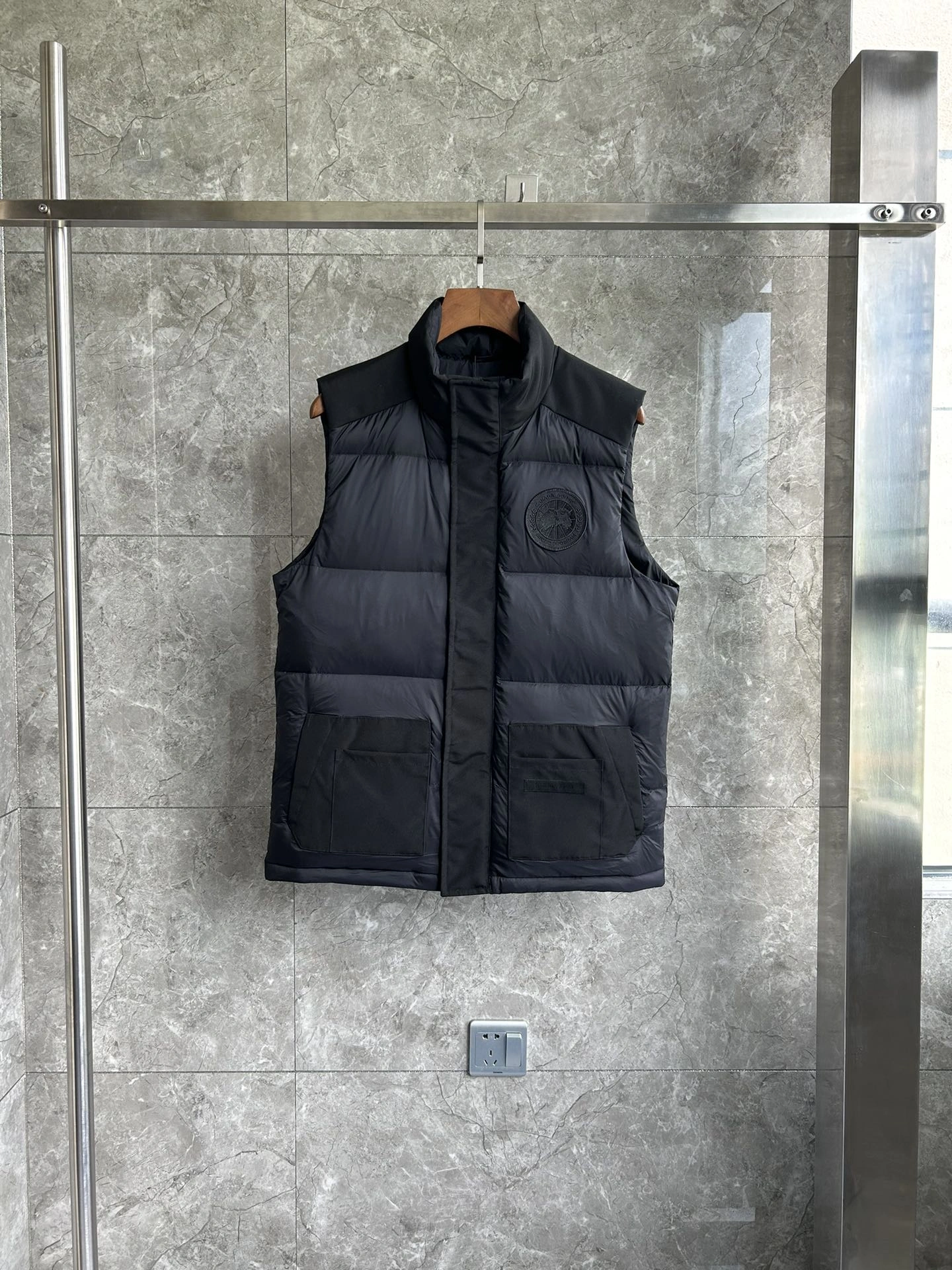 Prada Down Jackets Resilient 172721