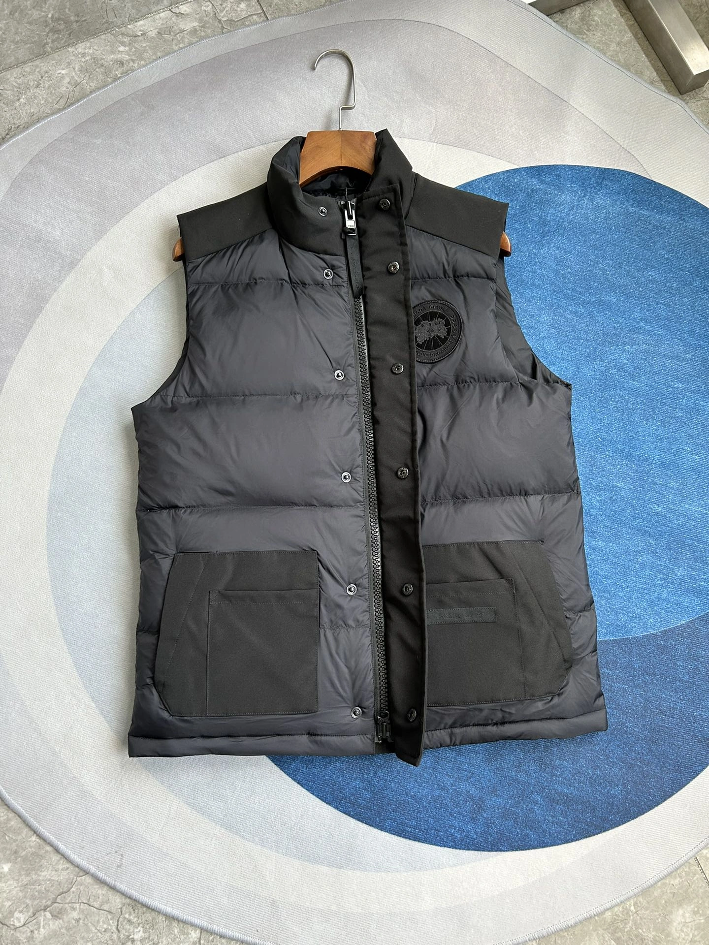 Prada Down Jackets Resilient 172721