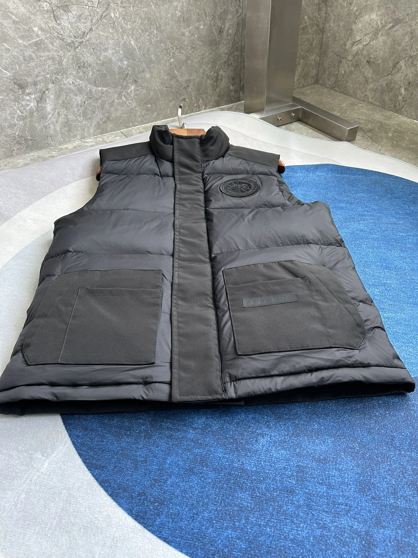 Prada Down Jackets Resilient 172721