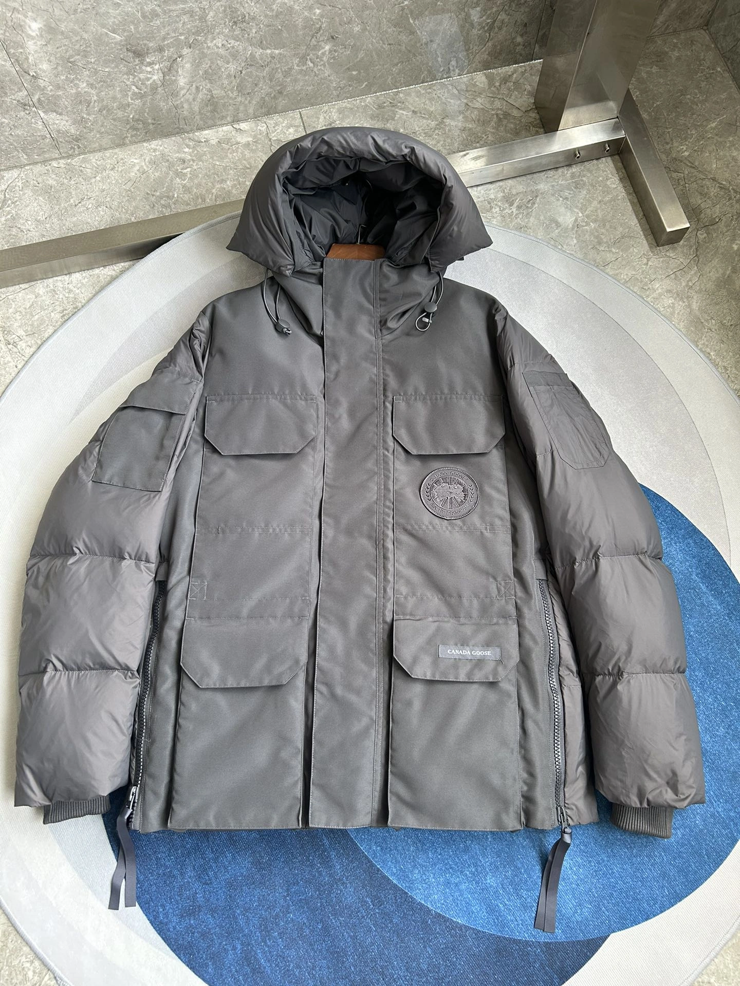 ComfortFit Prada Down Jackets 172677