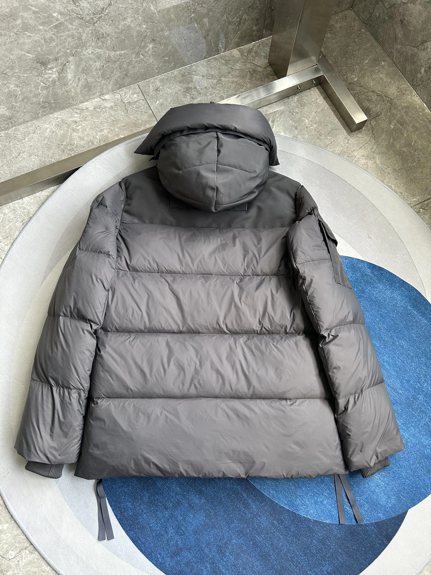 ComfortFit Prada Down Jackets 172677