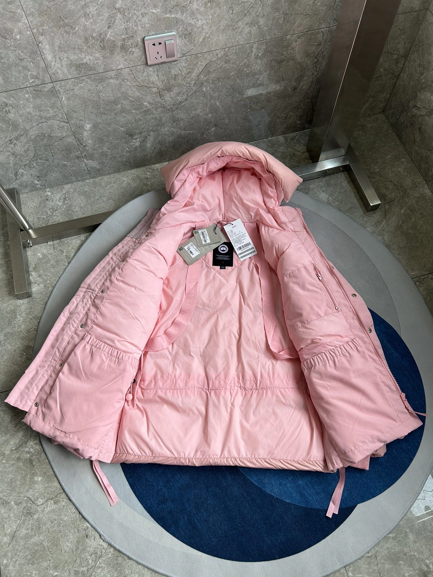 Stretchable Prada Down Jackets 172676