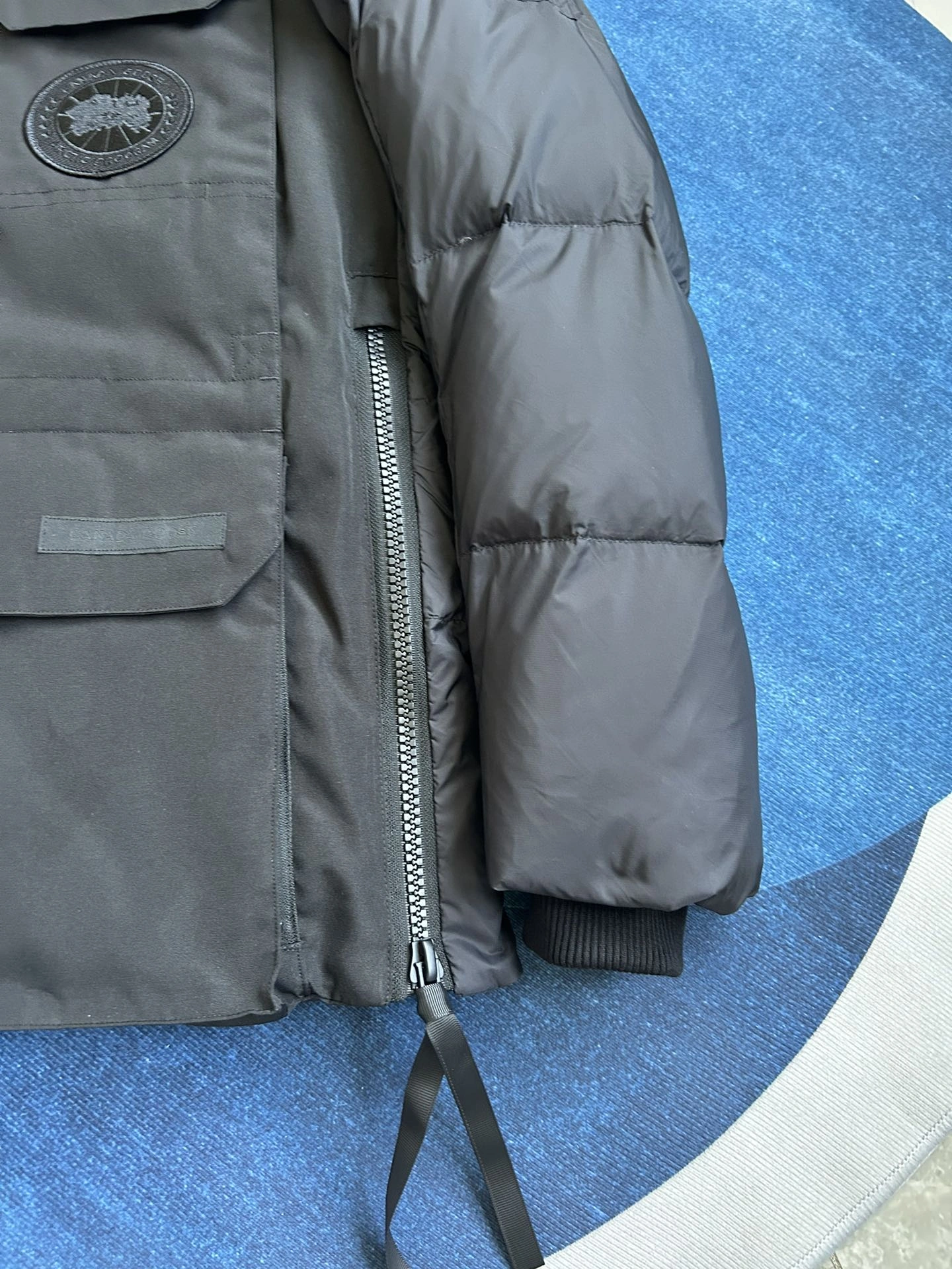 Versatile Prada Down Jackets 172678