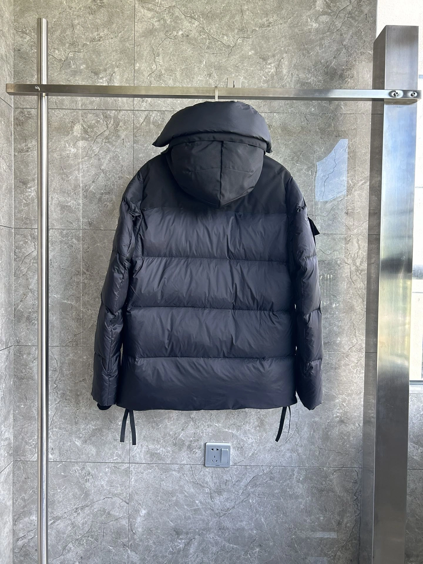 ComfortFit Prada Down Jackets 172725