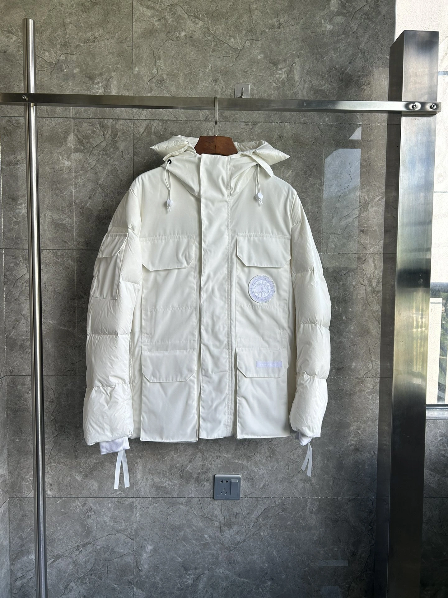Prada Down Jackets Minimalist 172672