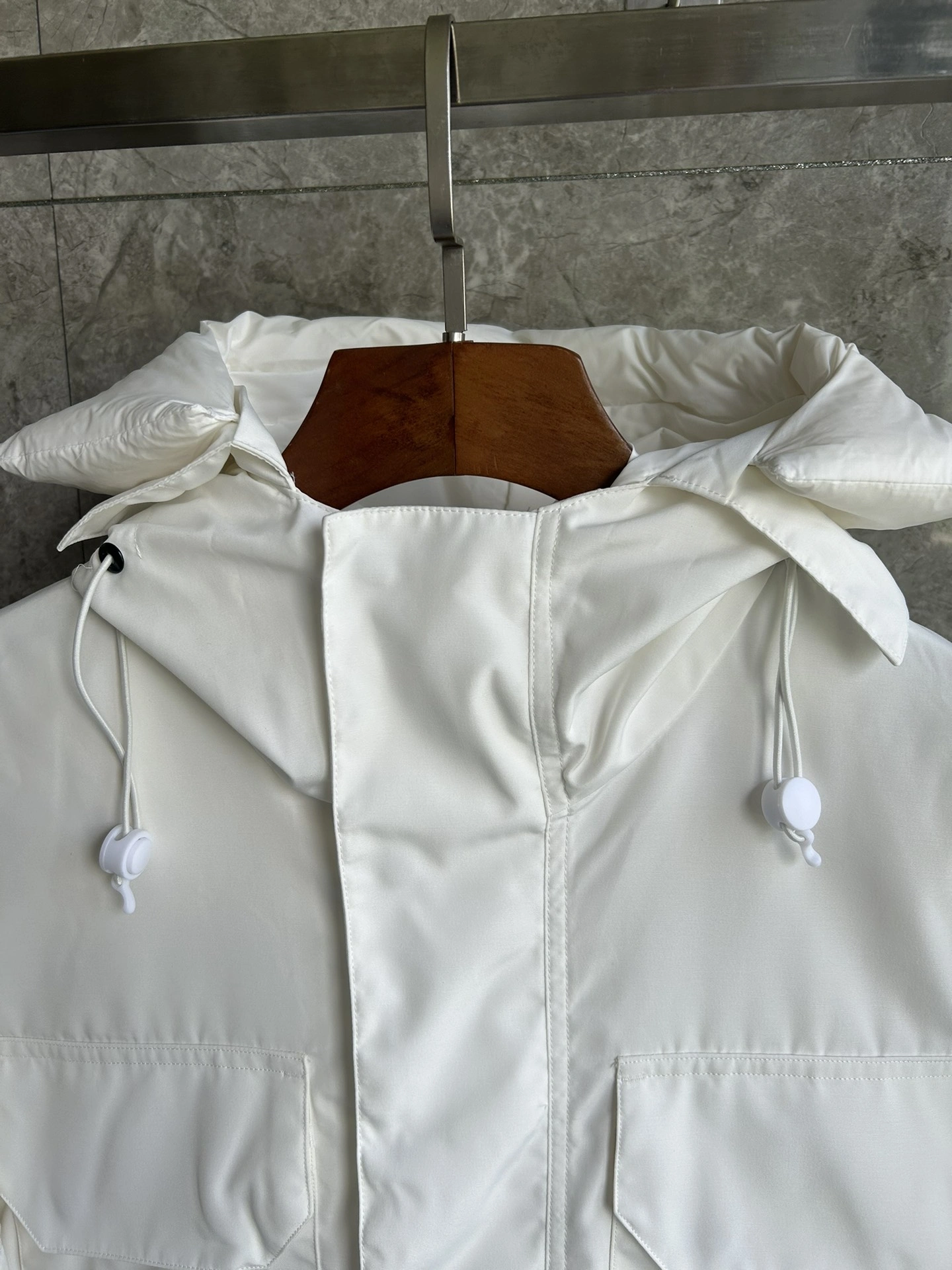 Prada Down Jackets Minimalist 172672