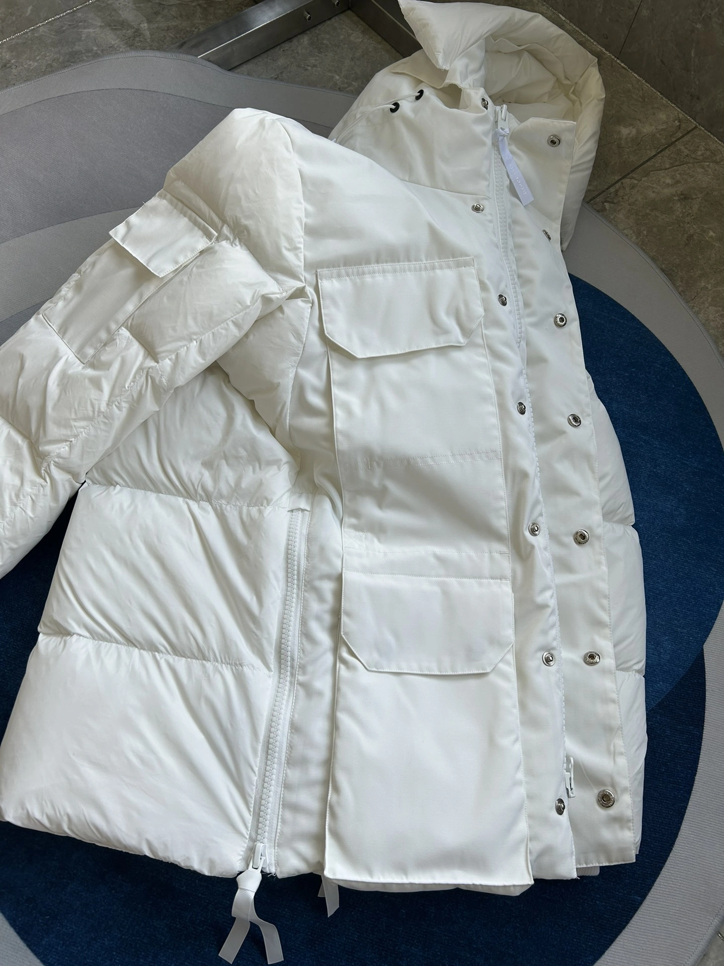 Prada Down Jackets Minimalist 172672