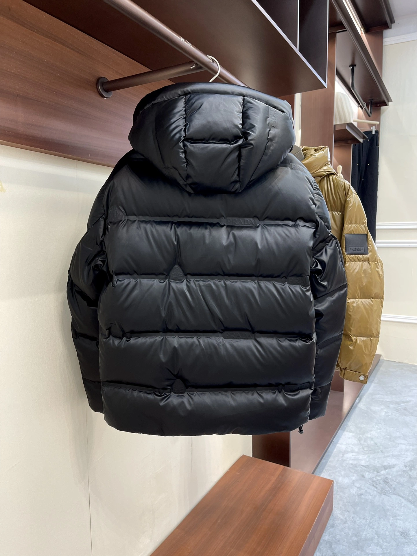 EasyMatch Prada Down Jackets 172671