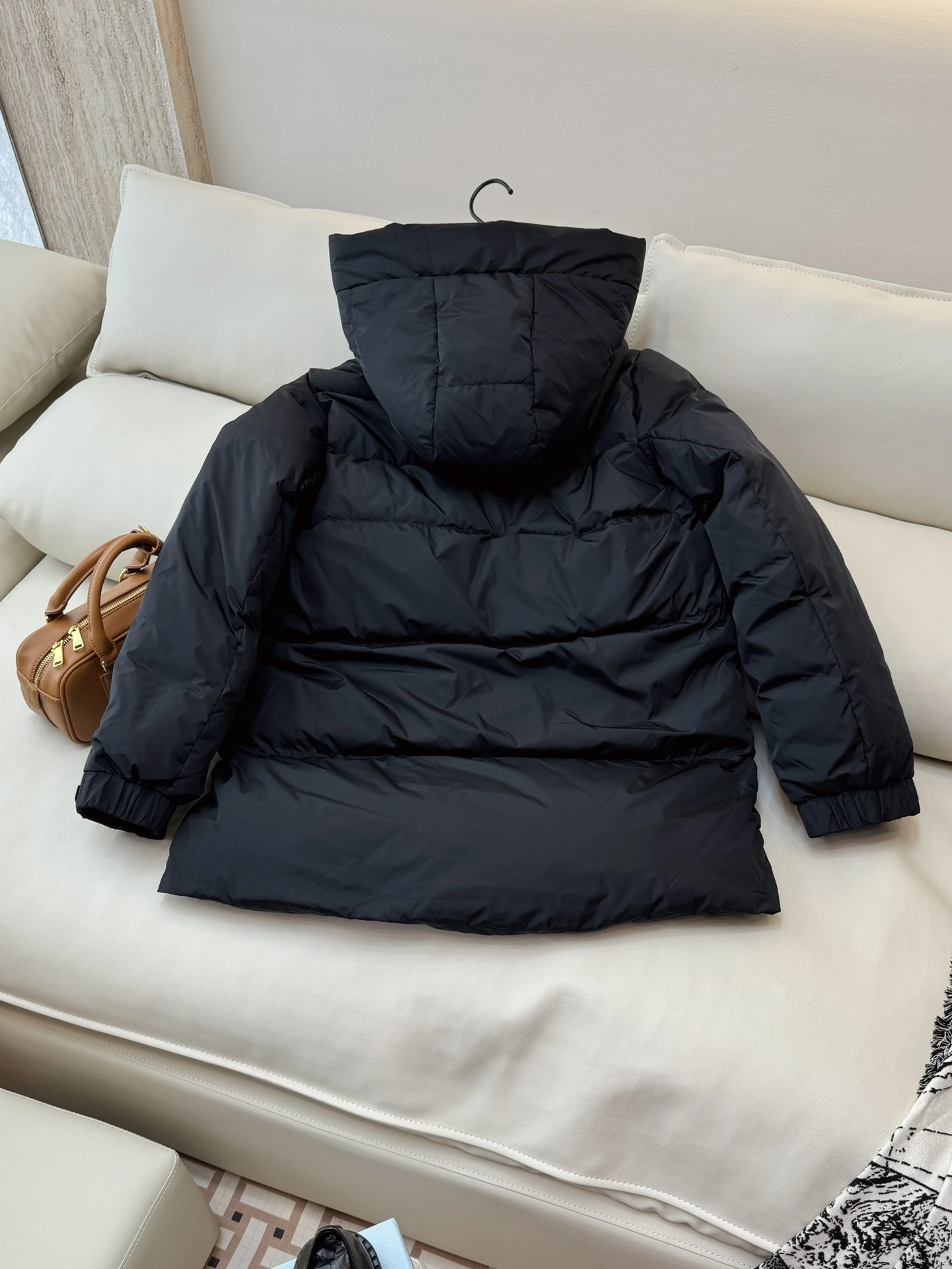 Prada Down Jackets Contemporary 172670