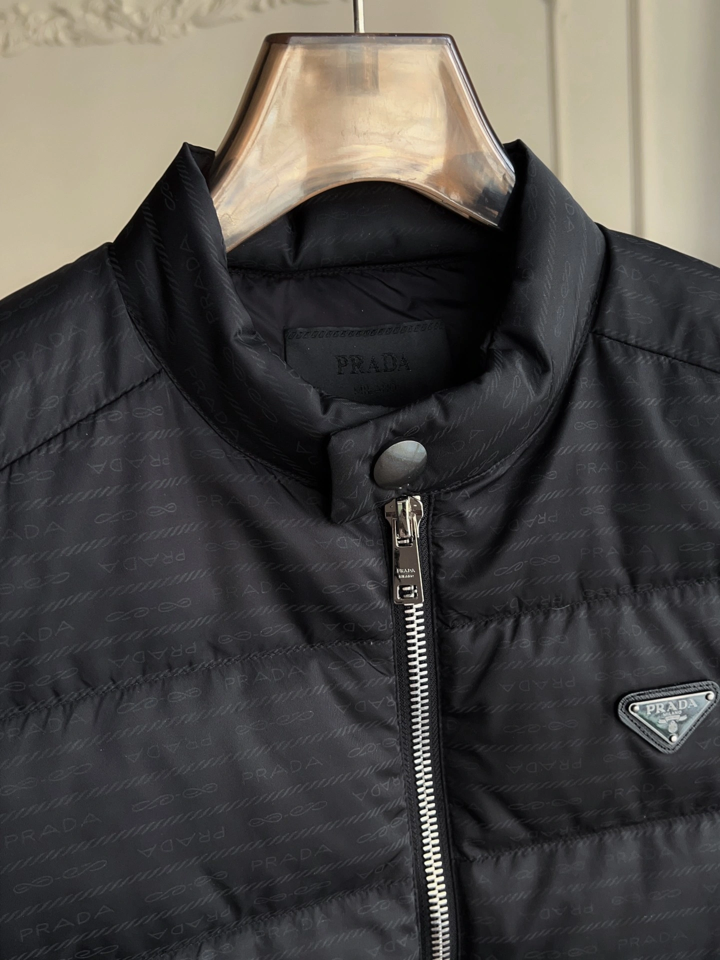 Prada Down Jackets Sporty 172669