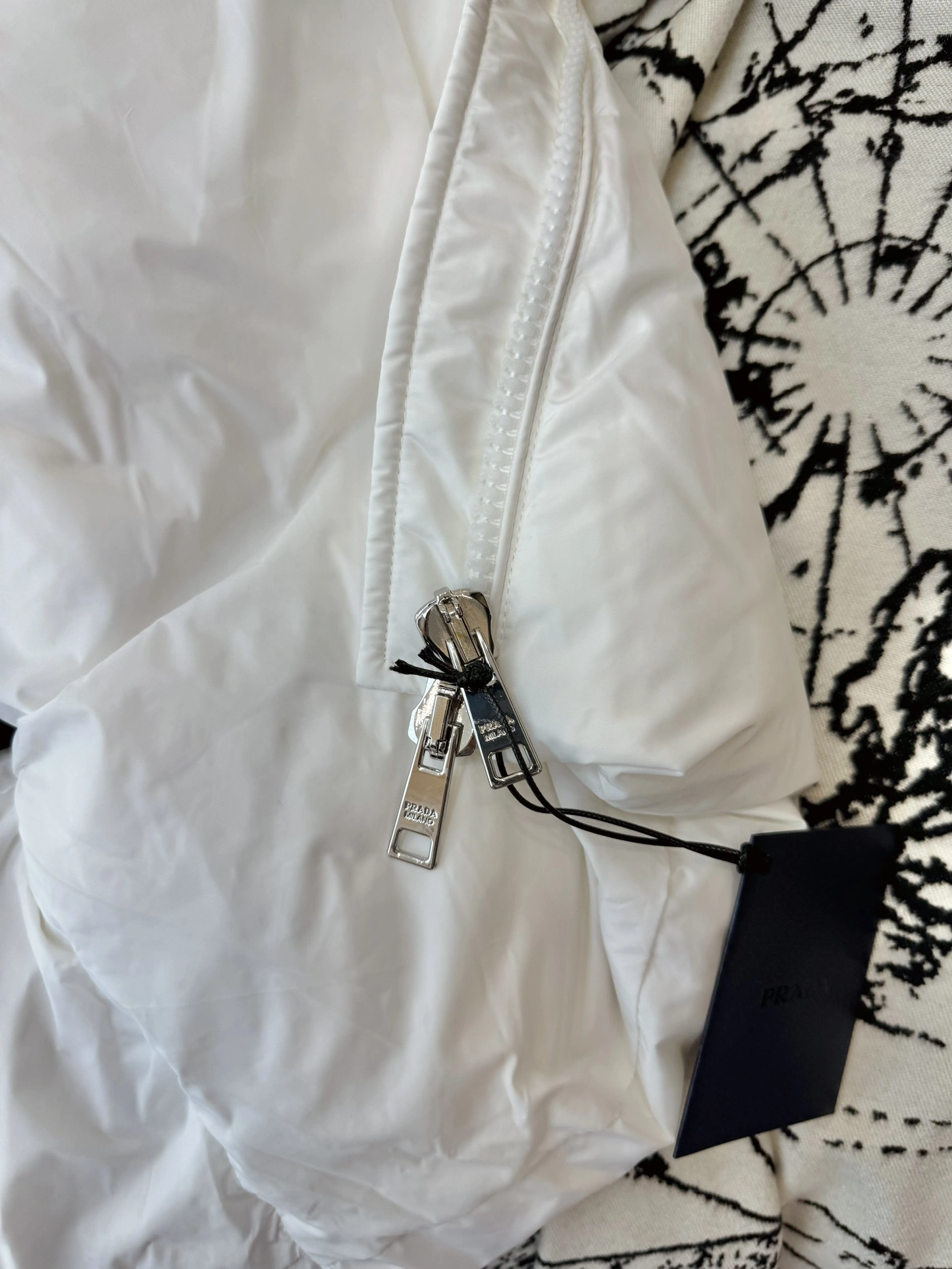 ComfortFit Prada Down Jackets 172662