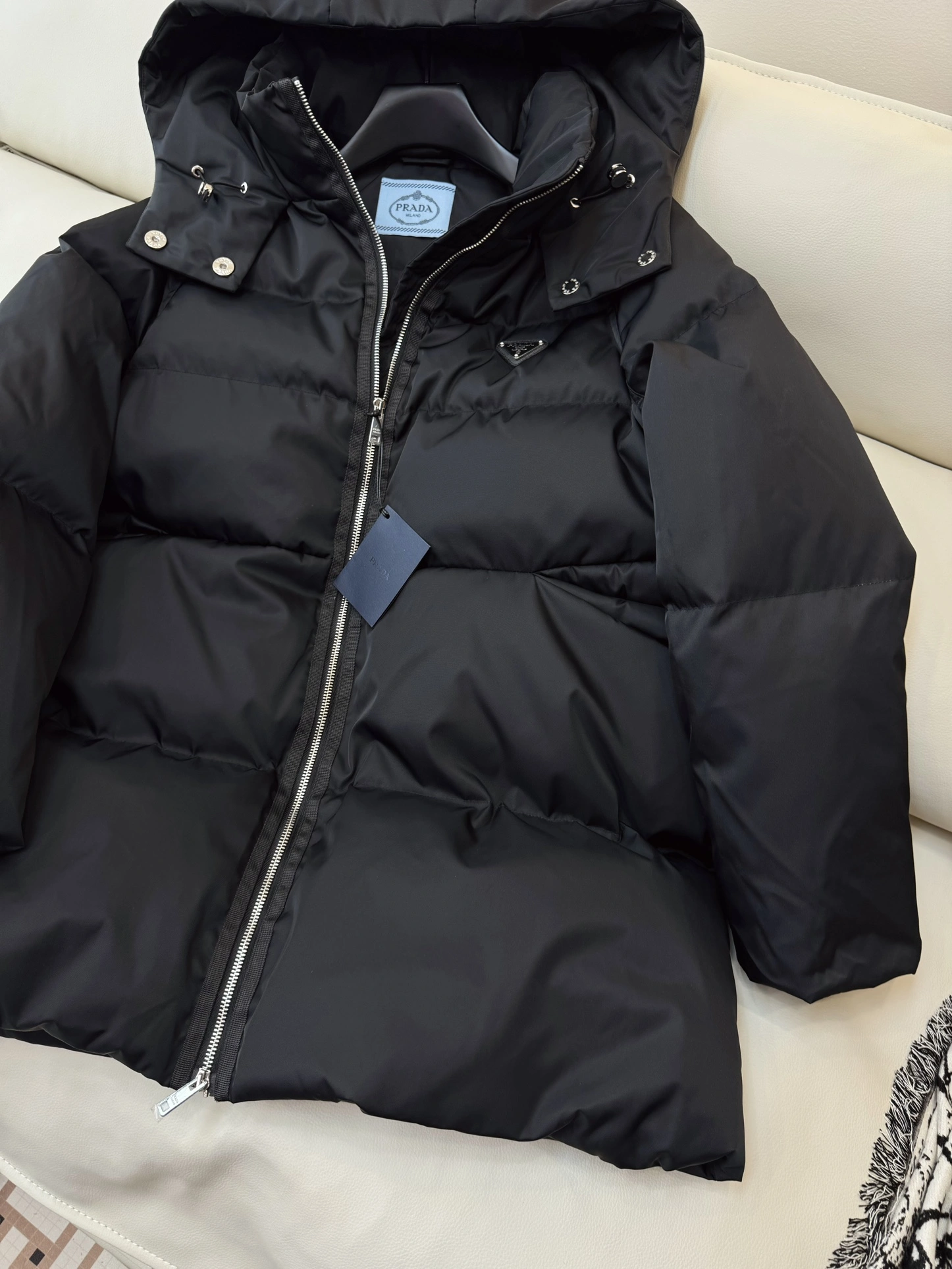 SmoothTexture Prada Down Jackets 172660