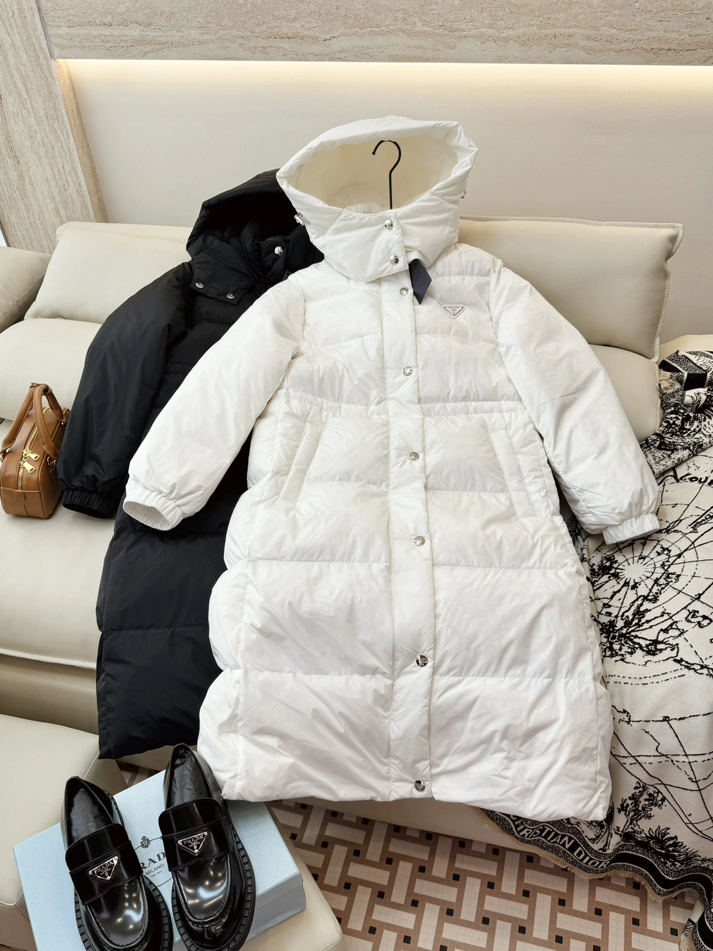 Prada Down Jackets Sophisticated 172658
