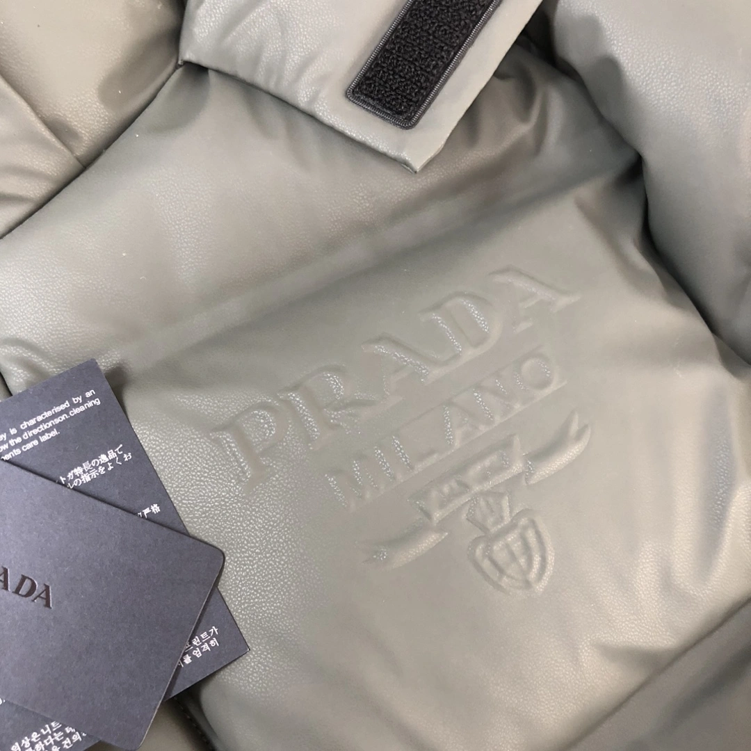 Prada Down Jackets Lightweight 172680