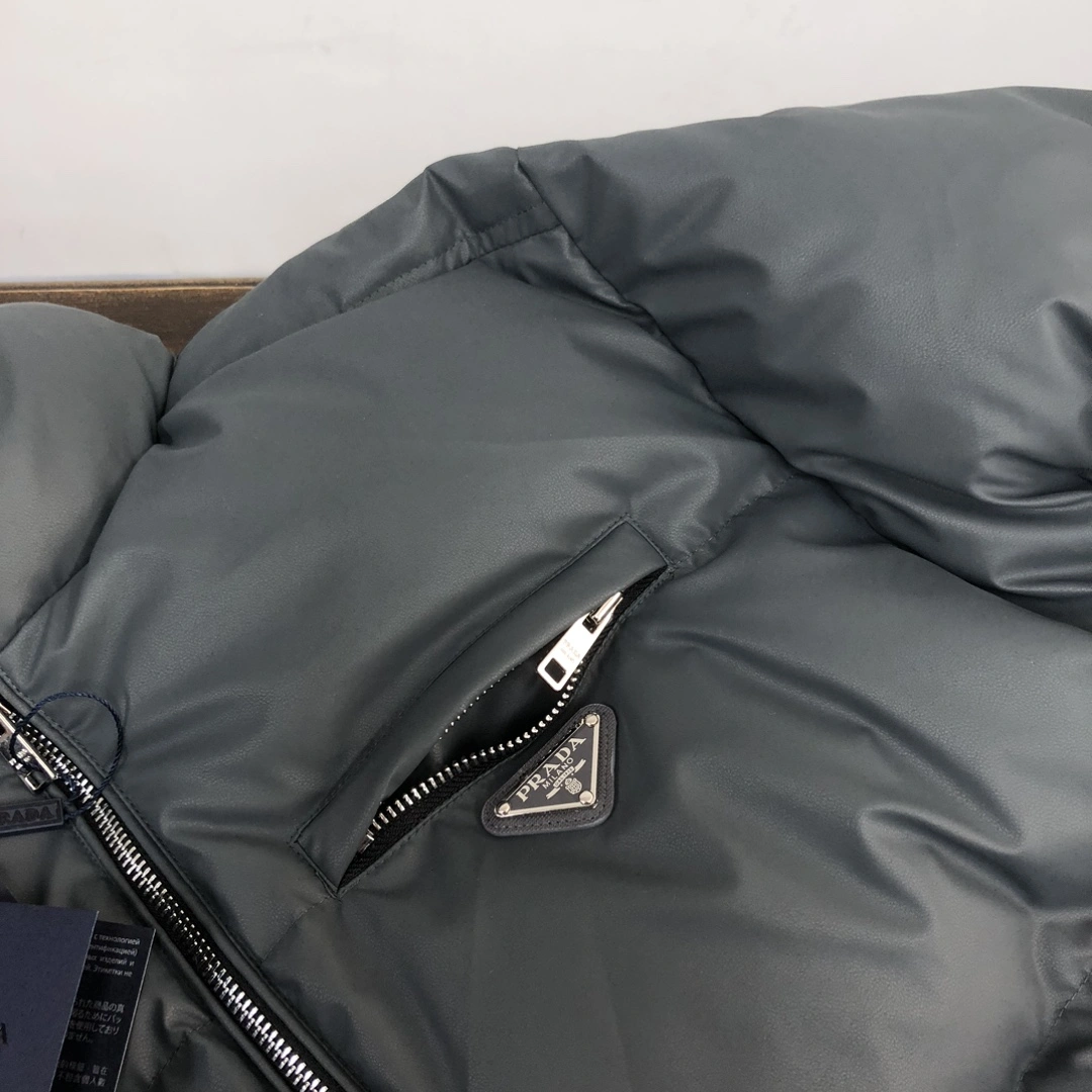 OdorResistant Prada Down Jackets 172649