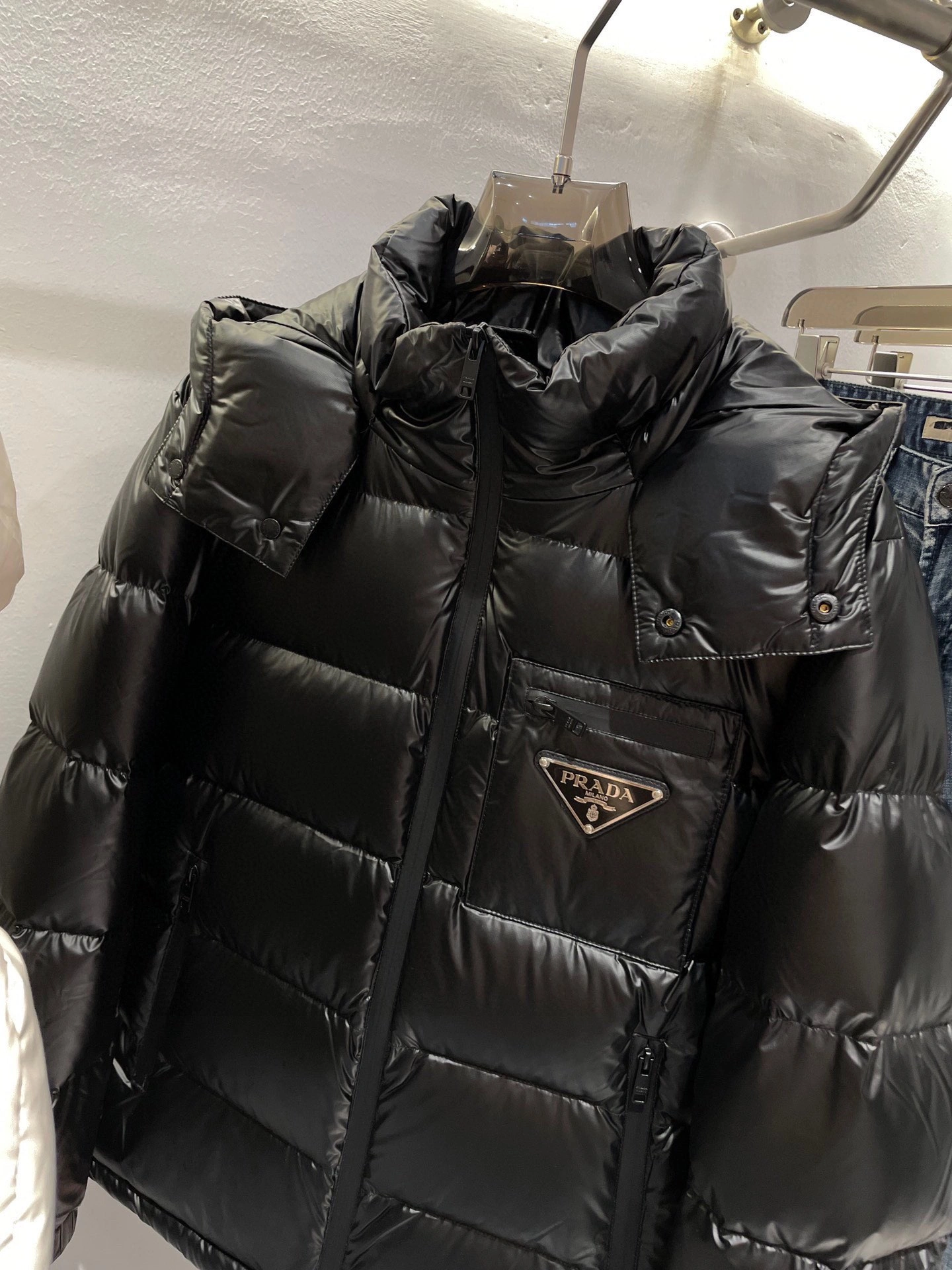 GoodFit Prada Down Jackets 172642