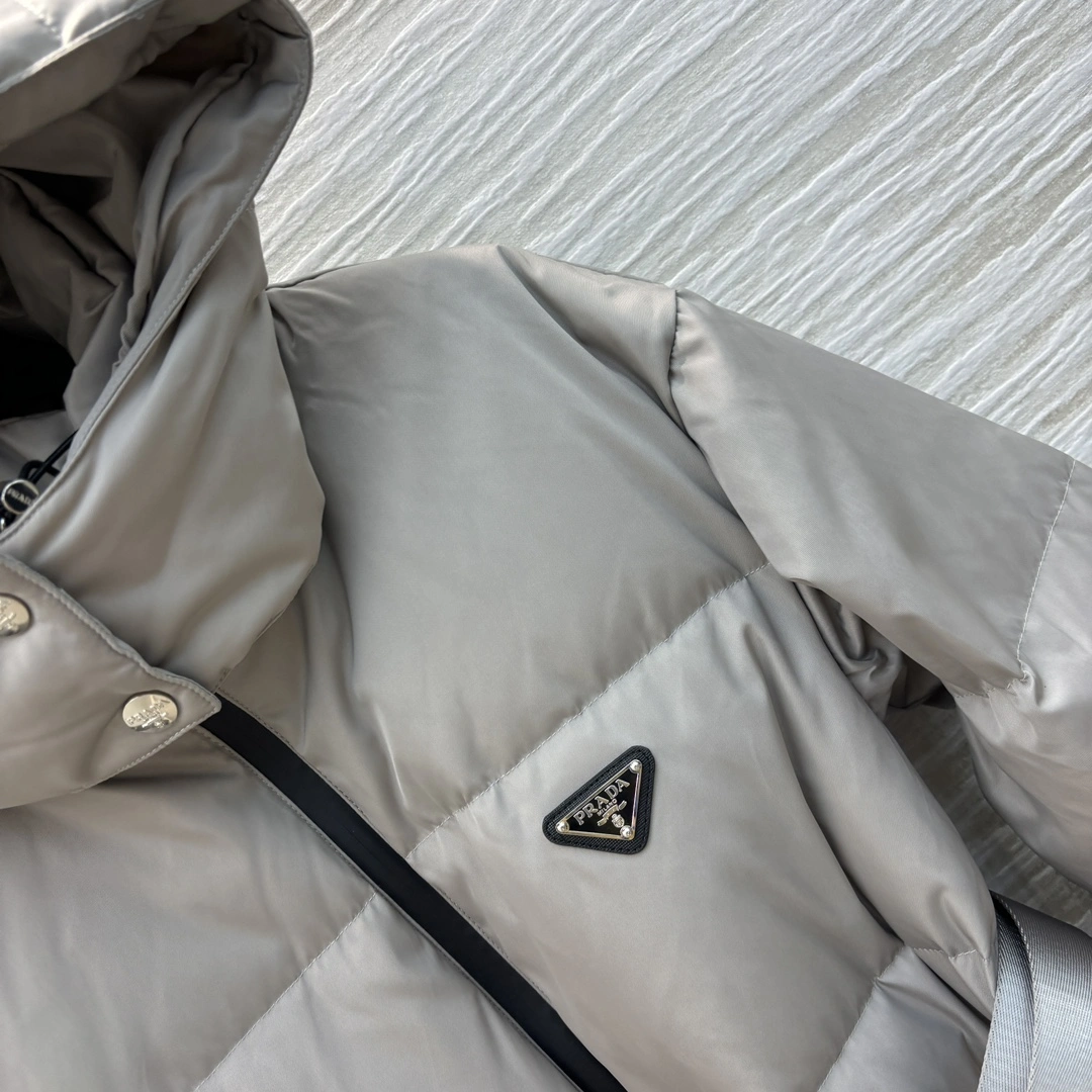 Prada Down Jackets Vibrant 172633