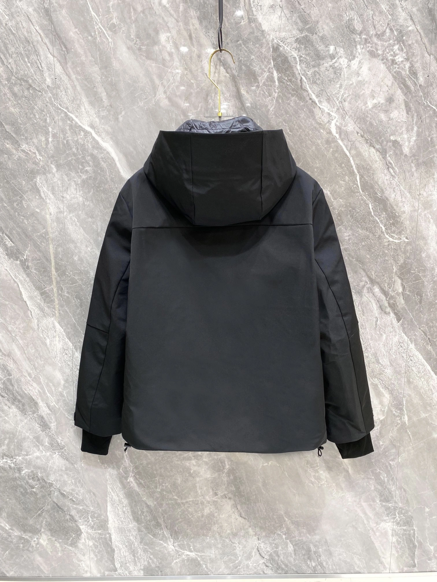 EyeCatching Prada Down Jackets 172628
