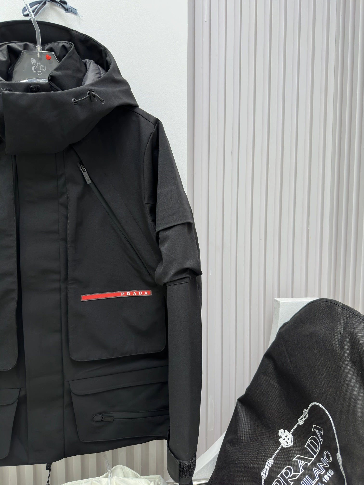 Prada Down Jackets Sporty 172629