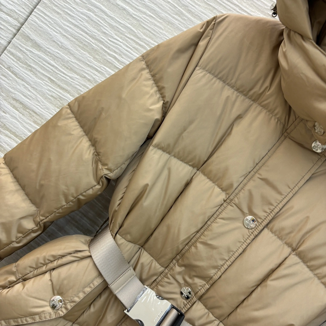 Prada Down Jackets HighPerformance 172652