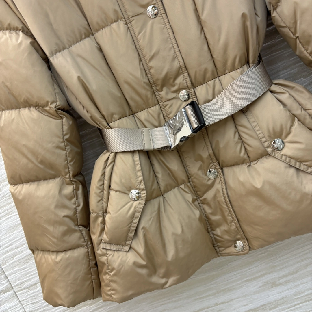 Prada Down Jackets HighPerformance 172652