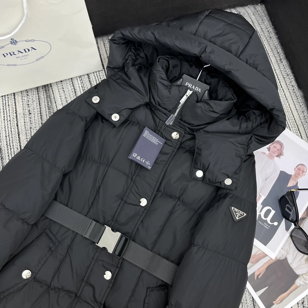 Prada Down Jackets Cozy 172622